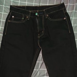 505 BLACK LEVIS OUTSIDE KNITTING
